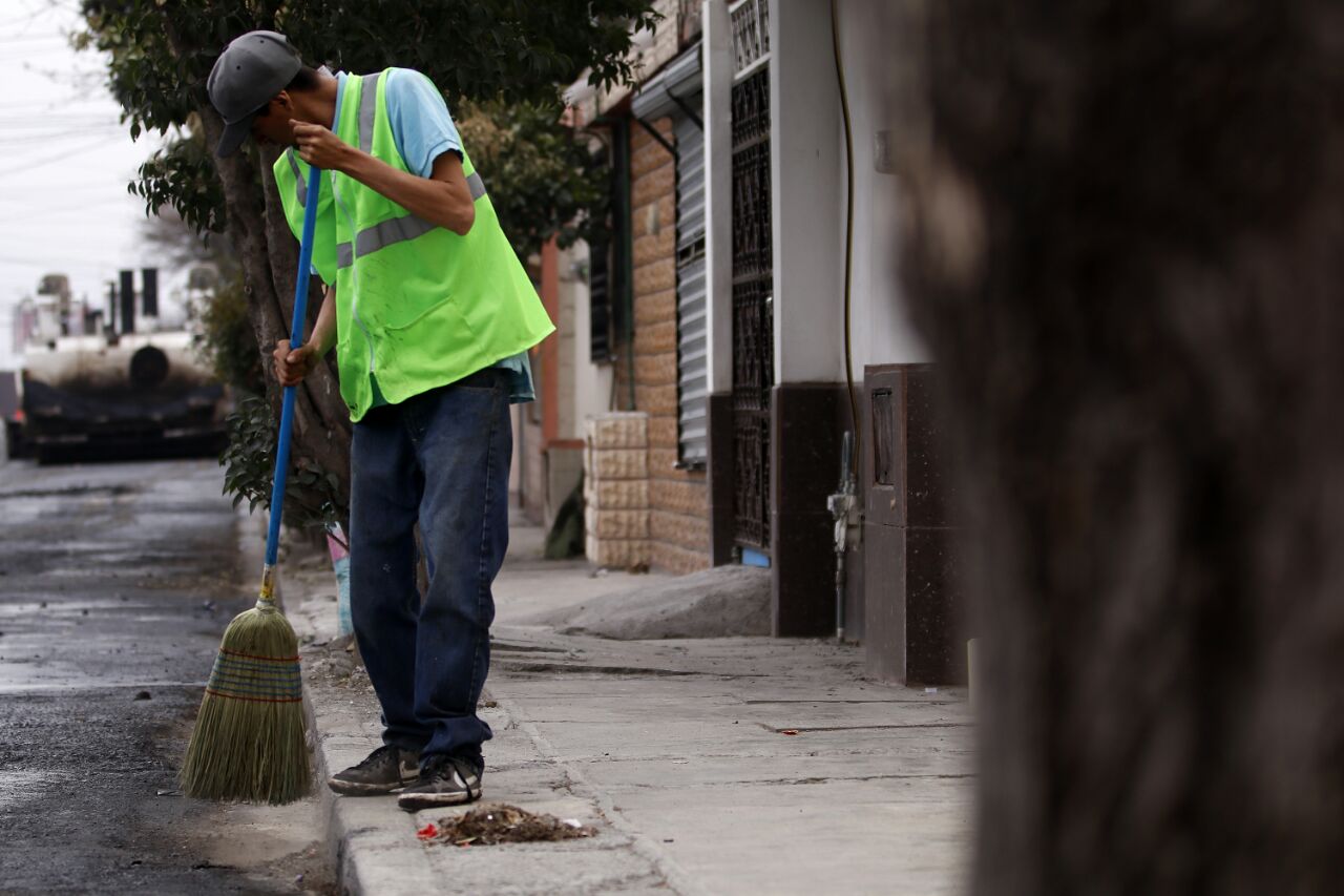 Lee más sobre el artículo Trabaja Municipio de Saltillo en la limpieza y embellecimiento de bulevares